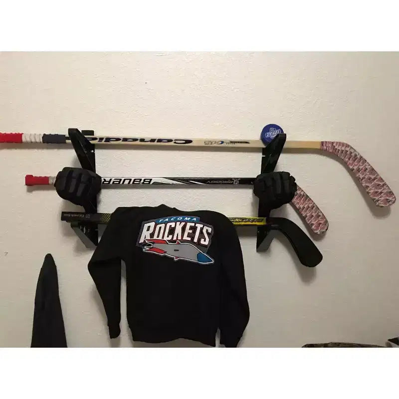 Range-bâtons de hockey Trifecta de StoreYourBoard | 3 niveaux