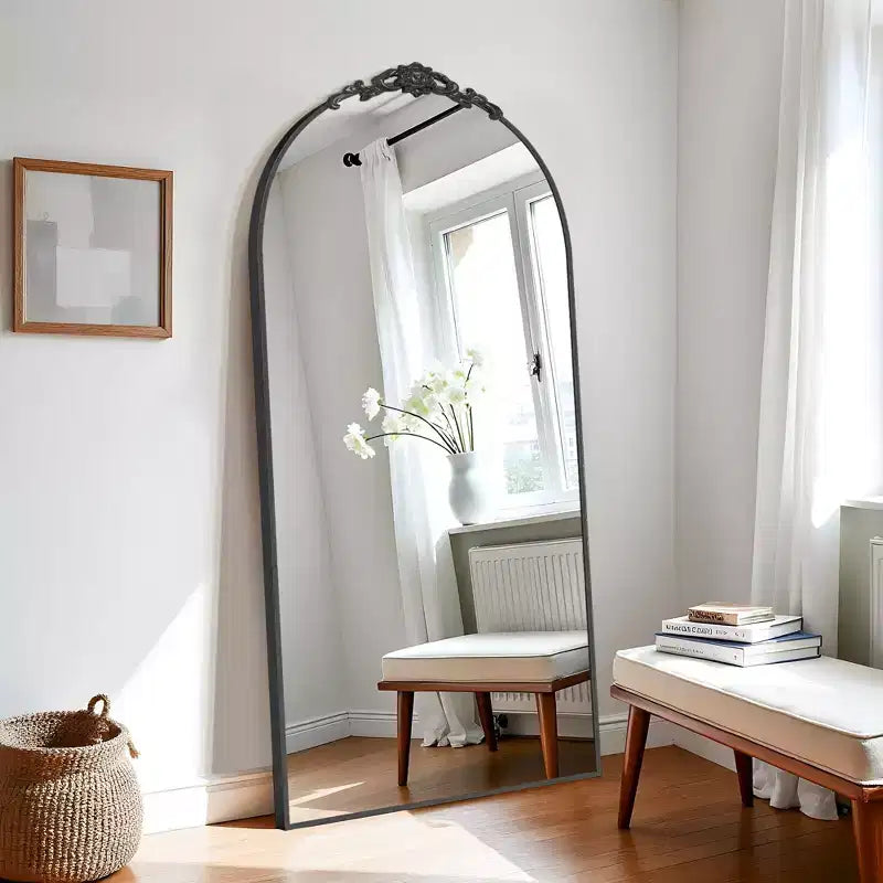 PexFix 31 po (L) x 71 po (H) Miroir arqué pleine longueur autoportant Miroir mural encadré en métal Grand miroir de sol doré