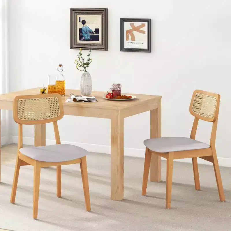 Costway Lot de 2/4 chaises de salle à manger en bois de rotin avec dossier en cannage, cadre en bois d'hévéa et assise rembourrée