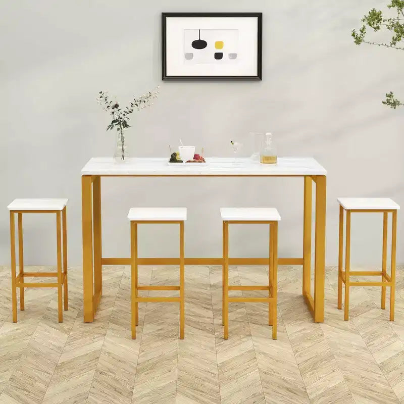 Lot de 4 tabourets de bar Costway 26", avec cadre en métal, repose-pieds, sans dossier, hauteur de comptoir, marron