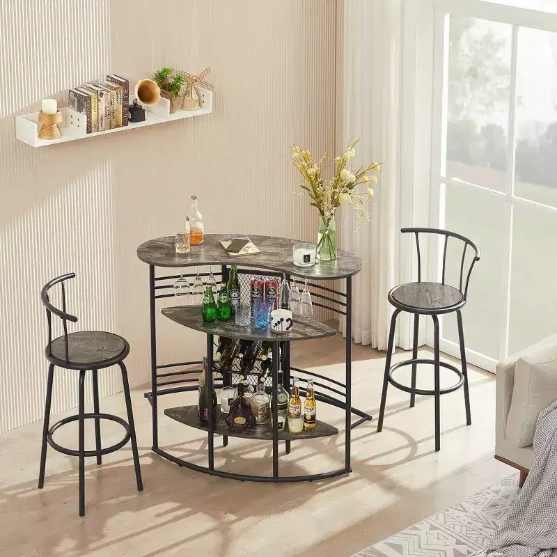 Table de bar industrielle ovale VECELO, table haute à 3 niveaux avec casier à vin et porte-verres, meuble de bar d'angle avec repose-pieds Marron/Gris/Chêne