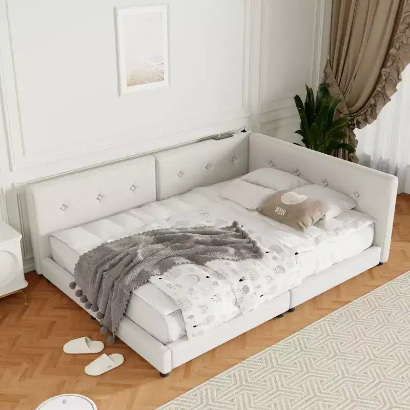 Cadre de lit plateforme Queen/Full, Lit de jour rembourré au sol avec ports USB -ModernLuxe