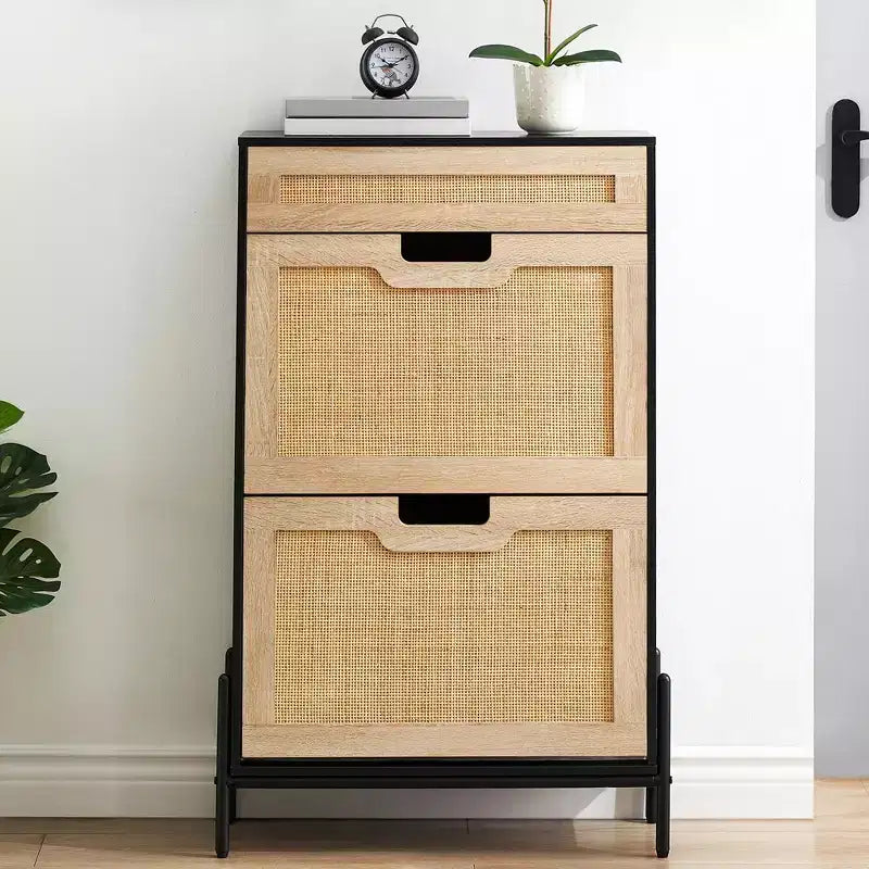 Meuble à chaussures 2 tiroirs basculants avec 1 tiroir, meuble à chaussures en rotin avec pieds en métal, armoire à chaussures étroite autoportante pour entrée