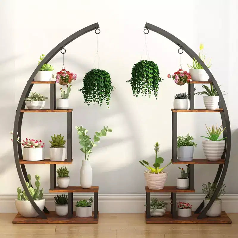 Support de plantes d'intérieur à 5 niveaux en forme de demi-lune avec crochets de suspension, étagère d'exposition incurvée pour pots de fleurs pour la maison, le patio, le jardin et le balcon
