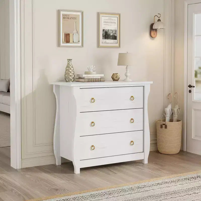 Commode à 3 tiroirs - Commode haute de style bohème avec pieds courbés, accents en rotin et rangement autoportant (76,2 L x 40,1 l x 74,4 H cm)