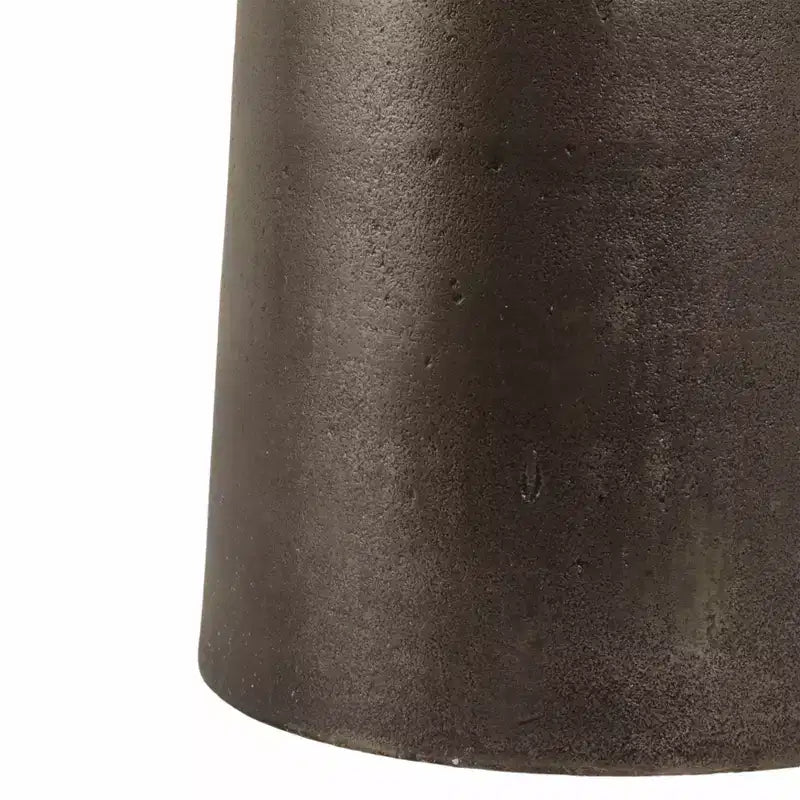 Table d'appoint, table de chevet ou petite table de nuit remarquable pour la décoration intérieure - Table d'appoint bicolore en métal avec plateau en marbre pour petits espaces