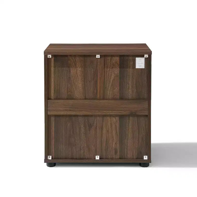 LuxenHome Table de chevet et table d'appoint 21,65 po noyer avec deux tiroirs de rangement en bois manufacturé durable marron