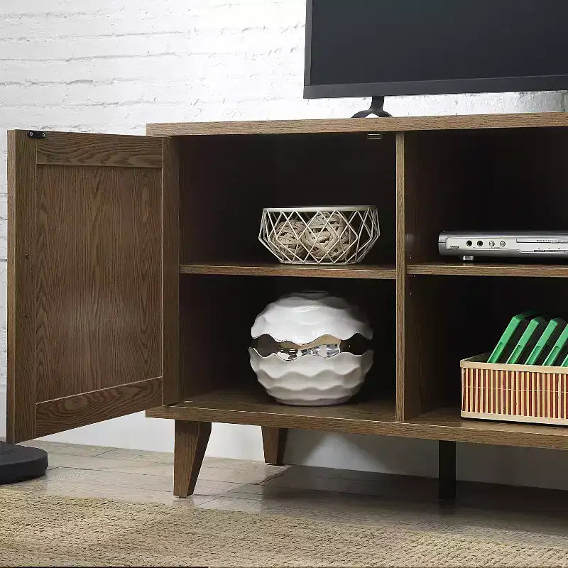 JVNOXK Meuble TV Médiéval Moderne de 60 pouces, Meuble de Divertissement avec Deux Portes et Gestion des Câbles, Convient aux TV de 65 pouces et moins, Noyer