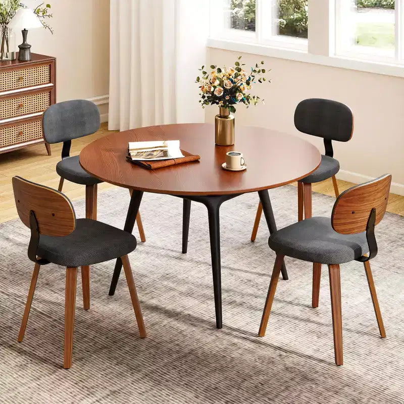 Chaises de salle à manger Costway lot de 4 avec dossier incurvé et assise rembourrée pour salle à manger et salon