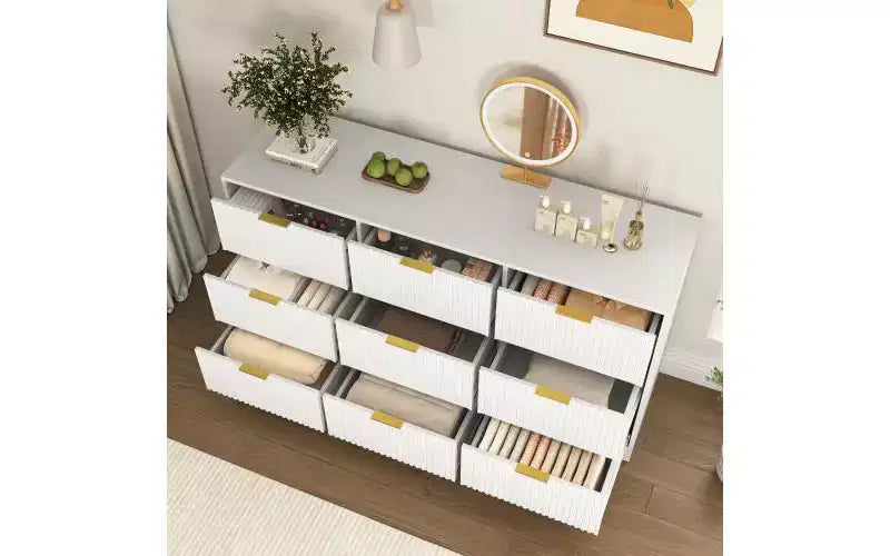 JVNOXK Grande commode en bois à neuf tiroirs de 160 cm, avec neuf tiroirs profonds, idéale pour les chambres à coucher. Façades de tiroirs à motif ondulé. Blanc