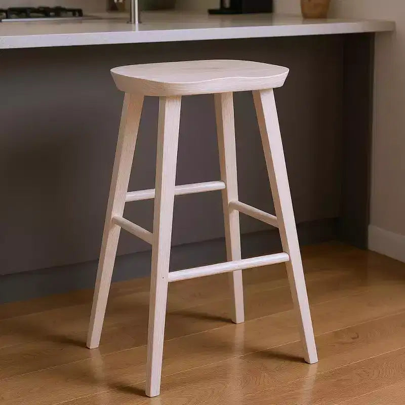 Chaise de bar HomeRoots 29 en bois manufacturé blanc sans dossier, hauteur bar