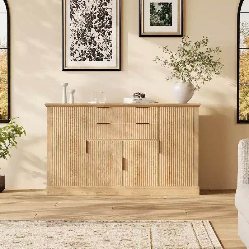 Buffet bahut de 58 po style ferme moderne avec poignées dorées, 4 portes, 2 tiroirs, étagère réglable – Bar à café, salle à manger design cannelé