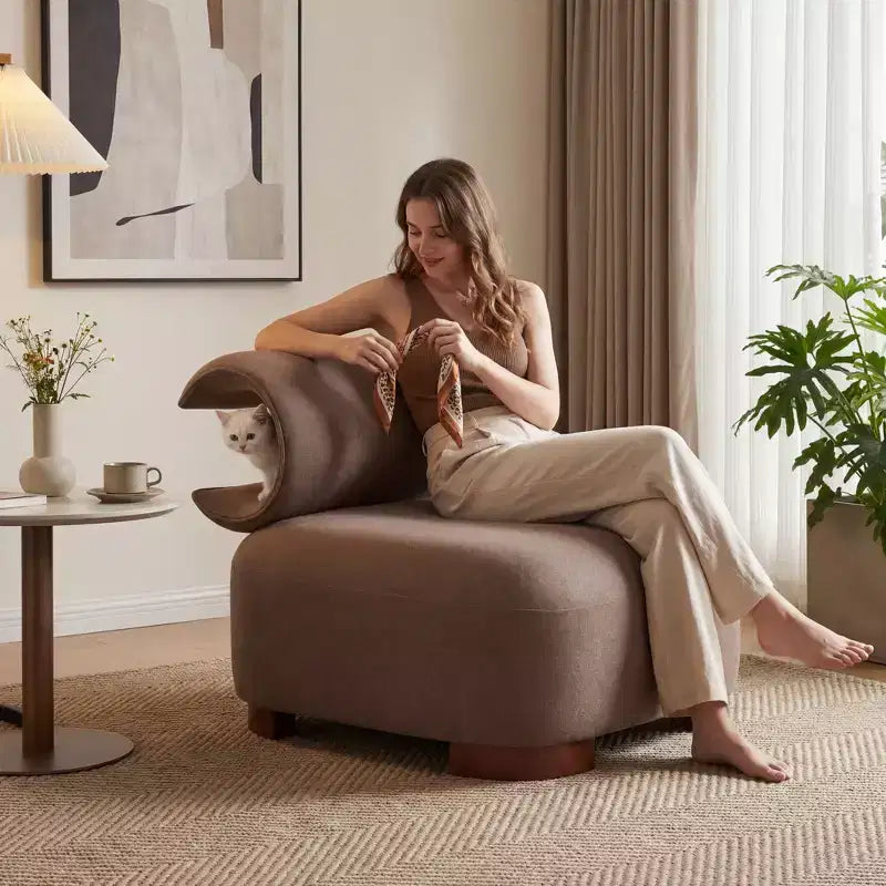Christopher Knight Home Madison Fauteuil d'appoint moderne en tissu sans accoudoirs avec dossier roulé sculpté