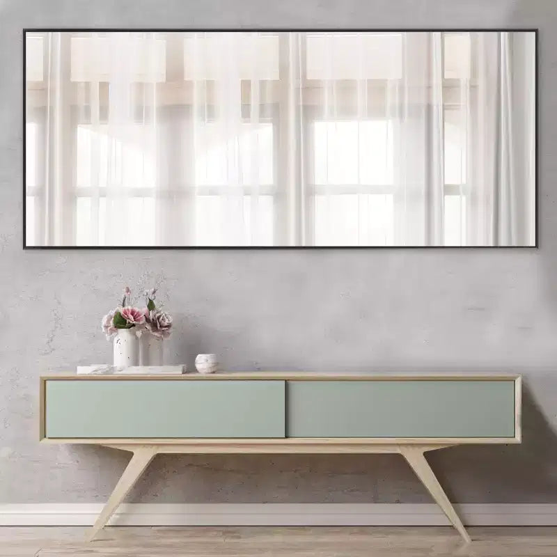 Miroir mural décoratif rectangulaire Dovelina à cadre métallique moderne
