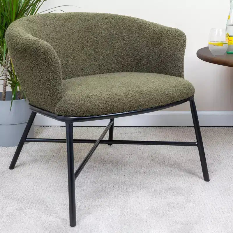 Fauteuil d'appoint en tissu bouclé Bowery Storied Home